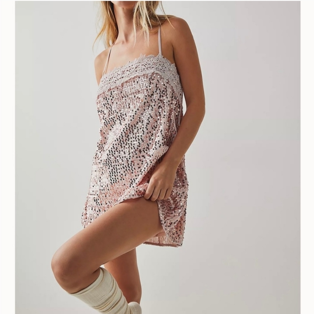 NWT Free people Intimately L